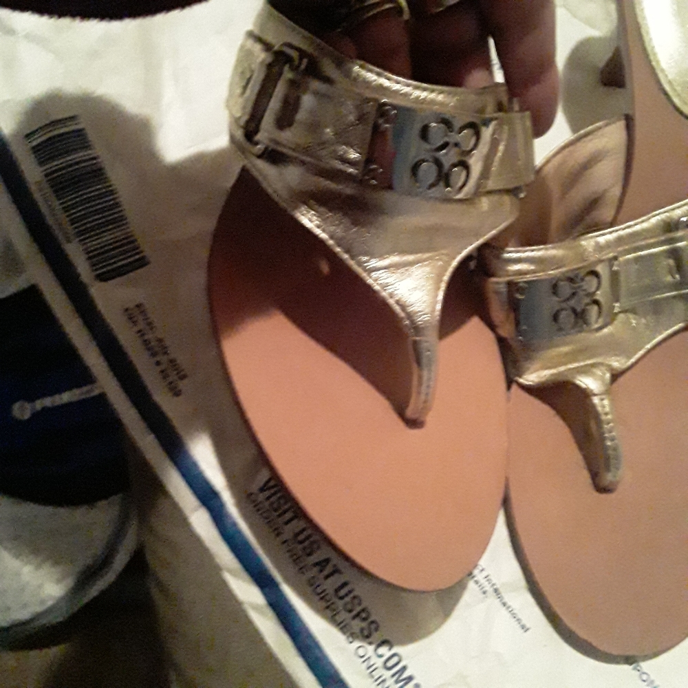 Coach Gokd Metallic Golor High heel sandels 8m